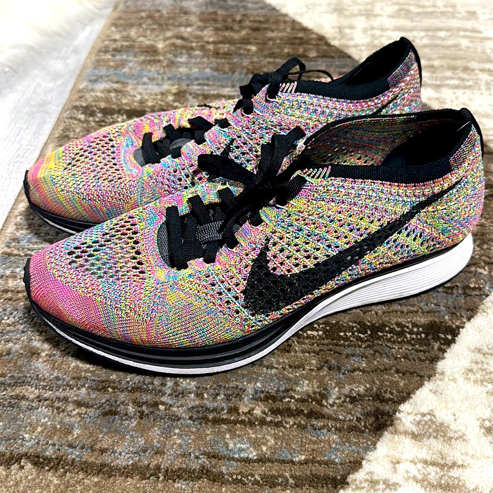 Nike Flyknit Racer Multicolor Like New Men 8.5 Women 10 Sneakers Shoes